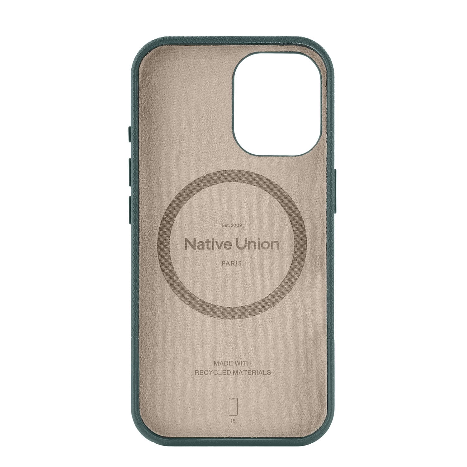 На фото изображено Чехол Native Union (RE)Classic Case MagSafe для iPhone 16, зеленый сланец