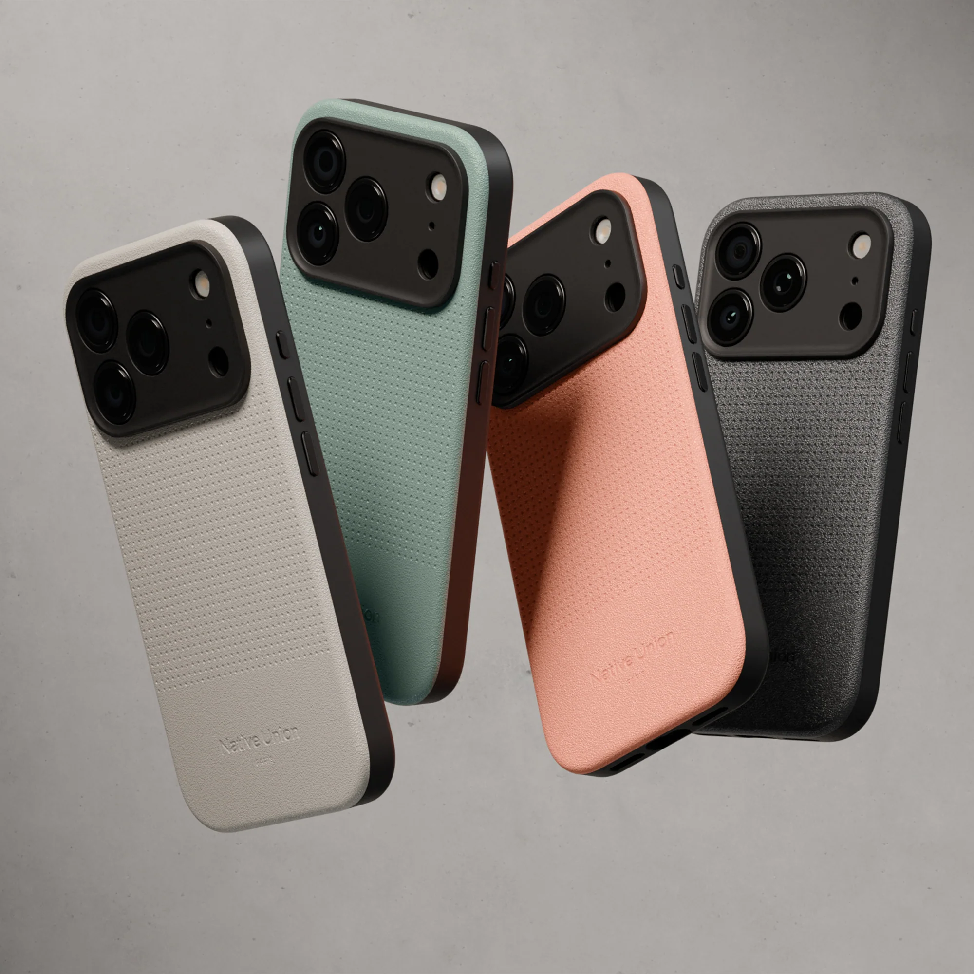 На фото изображено Чехол Native Union Active Case MagSafe для iPhone 17 Pro, зеленый